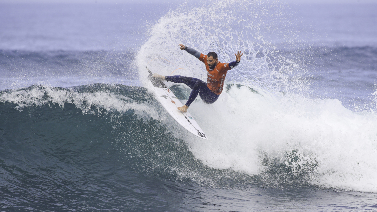 RIBEIRA D'ILHAS, ERICEIRA, PORTUGAL - OCTOBER 5: Alejo Muniz of Brazil surfs in Heat 1 of the Quarterfinal at the EDP Ericeira Pro on October 5, 2024 at Ribeira D'Ilhas, Ericeira, Portugal. (Photo by Laurent Masurel/World Surf League)